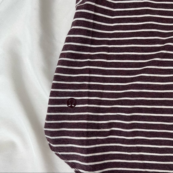 Lululemon Athletica Om Tee In West2east Stripe Heathered Bordeaux Drama Shirt - Picture 9 of 10